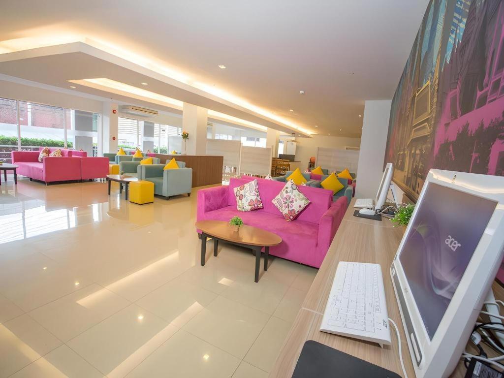 R-Con Hotel @ Siam Pattaya Exteriör bild